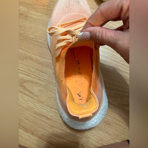 Orange ombré running shoes - Picture 2 of 5